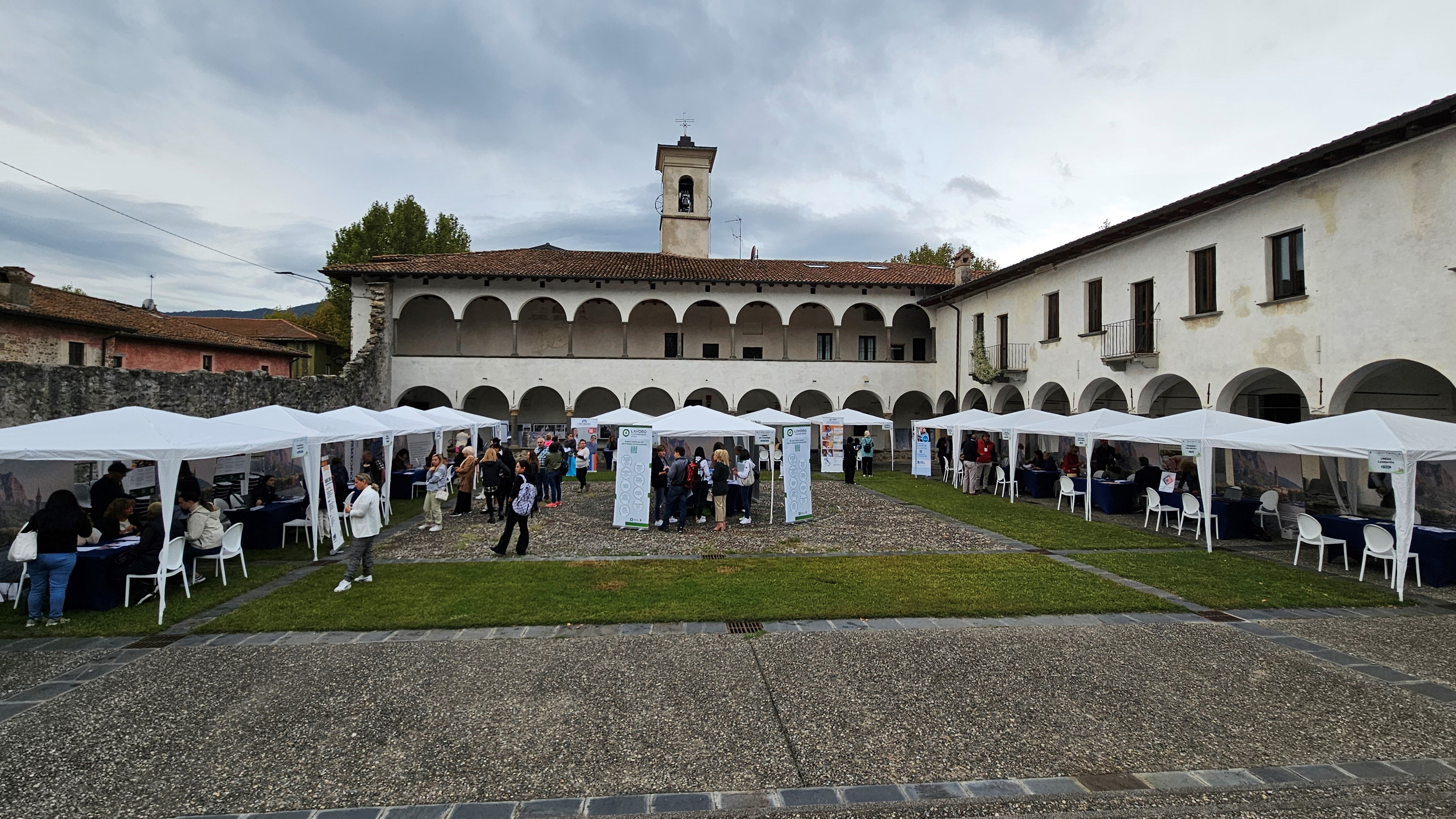 Oltre 120 persone alla giornata dedicata ai lavori di cura e assistenza.